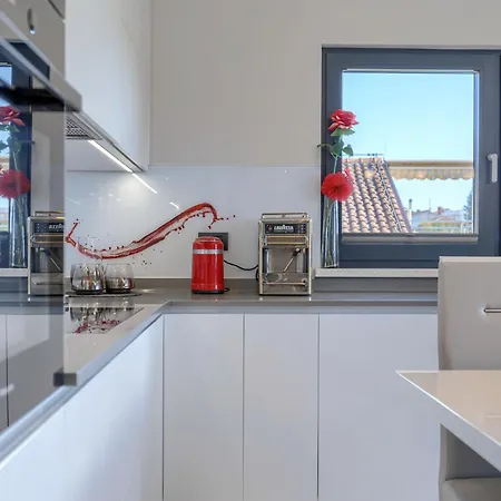 Apartment Marina By Interhome Poreč